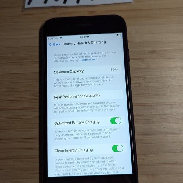 Apple iPhone SE 3rd Gen 2022 - Unlocked, 128 GB, Midnight, A2595