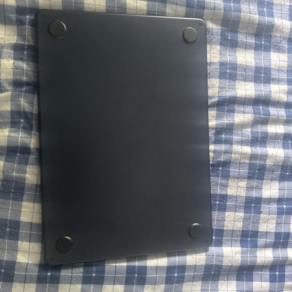 MacBook Air 2022 (M2) - 13 inch - 256 GB, Midnight, 8 GB, Apple M2