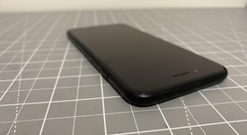 Good
													Apple iPhone SE 2nd Gen 2020 - Unlocked, Black, 64 GB, A2275, photo 3 of 9