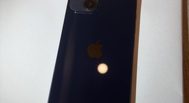 Mint
													Apple iPhone 13 - Unlocked, Midnight, 128 GB, A2482, photo 4 of 11