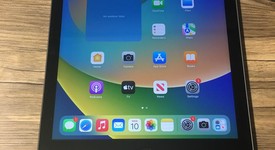 Fair
													Apple iPad 5th Gen - Wi-Fi, Gray, 128 GB, A1822, photo 1 of 7