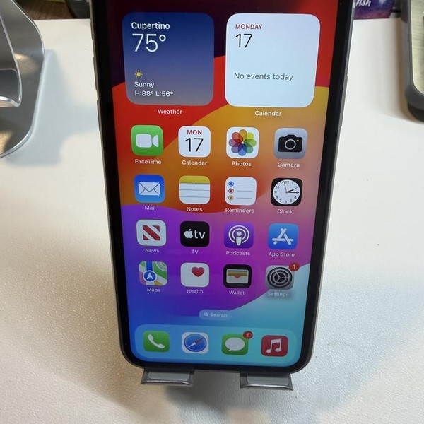 Apple iPhone 11 - Cricket, 64 GB, White, A2111