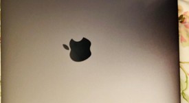 Mint
													MacBook Pro 2016 (With Touch Bar) - 15" - Gray, 256 GB, 16 GB, photo 4 of 14