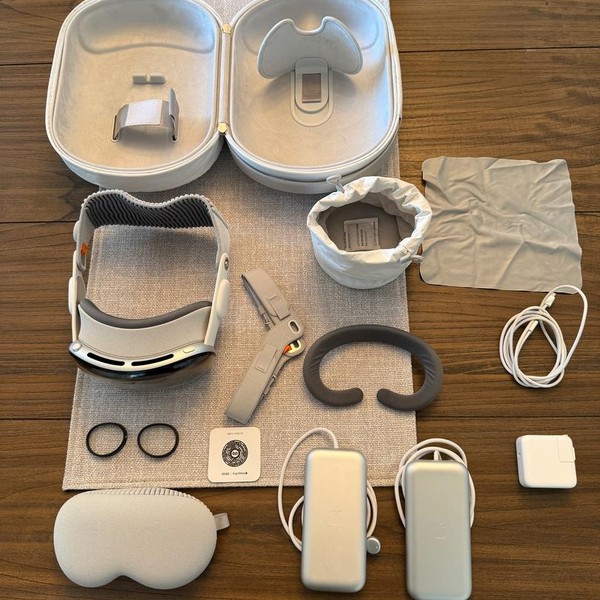 Apple Vision Pro - 256 GB