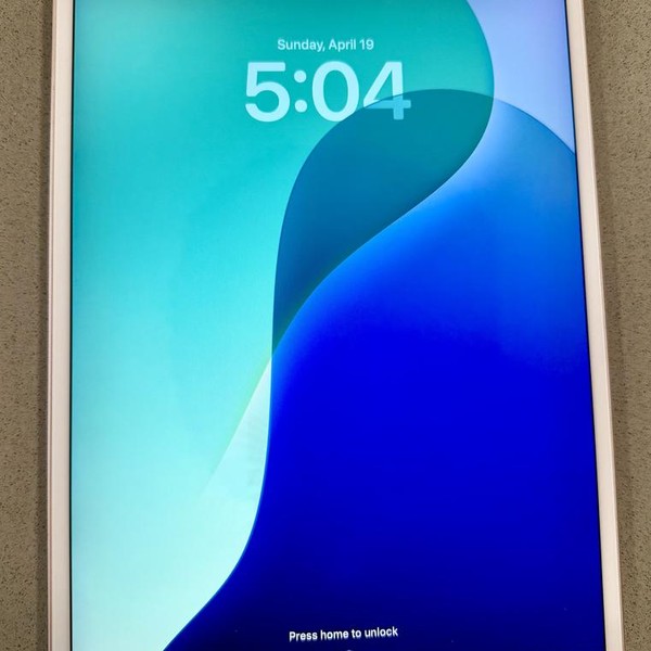 Apple iPad Air (3rd Gen) - Wi-Fi, 64 GB, Gold