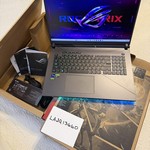 Mint Asus ROG Strix G18 (2023) G814 - 2 TB, Gray, 32 GB, Intel Core i9