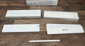 Mint
													Apple Pencil 2nd Gen, photo 1 of 3