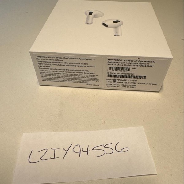 Apple AirPods 3rd Gen - Lightning Case