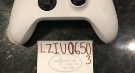 Mint
													Xbox Series S (2020) - White, 512 GB, photo 5 of 12