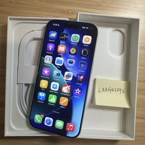 Apple iPhone 17 - Unlocked, 256 GB, White, A3258