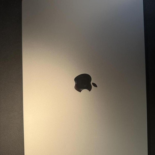 MacBook Pro 2021 - 16 inch - 1 TB, Silver, 16 GB, Apple M1 Pro 10-core