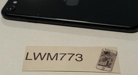 Good
													Apple iPhone SE 2nd Gen 2020 - Unlocked, Black, 64 GB, A2275, photo 5 of 7