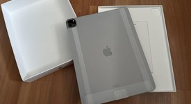 Mint
													Apple iPad Pro 12.9" 6th Gen 2022 - Wi-Fi, Gray, 256 GB, photo 4 of 5