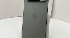Good
													Google Pixel 9 Pro - Unlocked, Hazel, 256 GB, 16 GB, GR83Y, photo 3 of 5