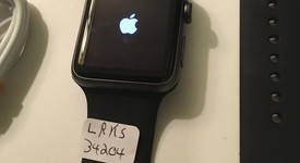 Good
													Apple Watch 1st Gen 42mm - Gray, 8 GB, A1554, Sport, photo 2 of 6