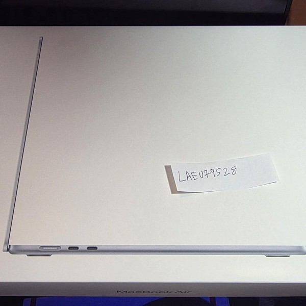 MacBook Air 2025 (M4) - 15 inch - 256 GB, Sky Blue, 16 GB, Apple M4