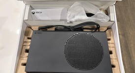 Good
													Xbox Series S (2020) - Black, 1 TB, photo 1 of 10