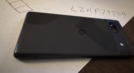 Mint
													Google Pixel 7a - Unlocked, Charcoal, 128 GB, 8 GB, GWKK3, photo 3 of 11