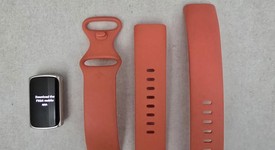 Mint
													Fitbit Charge 6 - Gold, photo 3 of 8