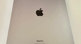 Good
													Apple iPad Pro 12.9" 6th Gen 2022 - Unlocked, Gray, 256 GB, photo 3 of 9