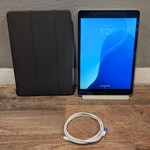 Good Apple iPad 9th Gen - Wi-Fi, 256 GB, Silver, A2602