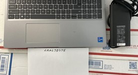 Mint
													Dell Latitude Laptop, photo 4 of 10