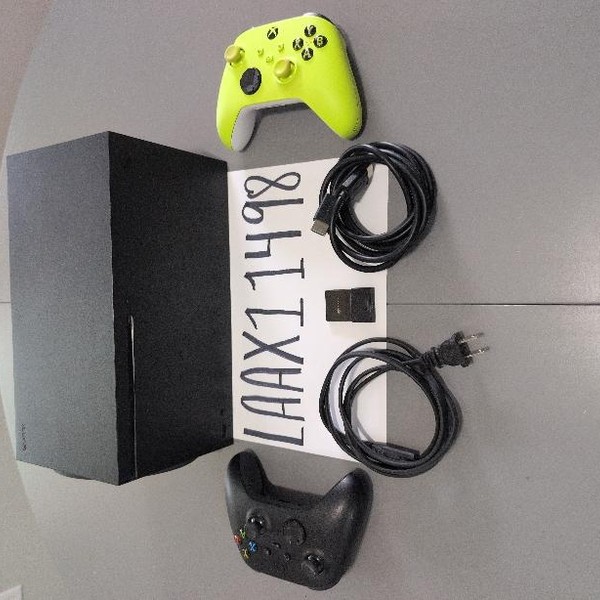 Xbox Series X (2020) - Black, 1 TB, standard