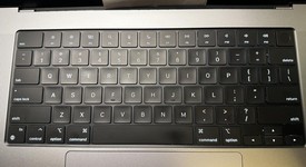 Good
													MacBook Pro 2021 - 16" - Apple M1 Pro 10-core, Gray, 1 TB, 16 GB, photo 2 of 14