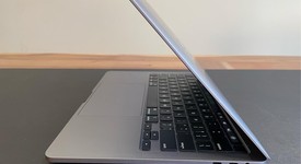 Good
													MacBook Pro 2020 - 13" - I7, Gray, 512 GB, 16 GB, photo 4 of 7