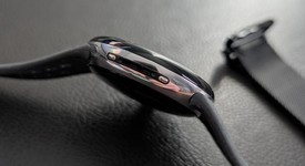 Mint
													Google Pixel Watch 4 - Unlocked, Silver, 45mm, LTE, photo 3 of 5