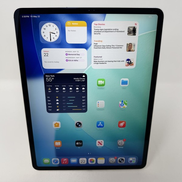 Apple iPad Pro 12.9 inch 4th Gen 2020 - Unlocked, 128 GB, Silver, A2069