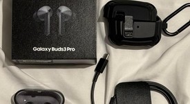 Used
													Samsung Galaxy Buds3 Pro - Silver, photo 2 of 9
