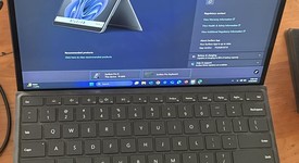 Good
													Microsoft Surface Pro 9 - Wi-Fi, I7, Graphite, 256 GB, 16 GB, Wi-Fi, photo 1 of 12