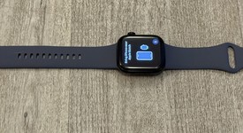 Good
													Apple Watch Series 10 42mm - Unlocked, Black, A3001 - Cellular, Aluminum, photo 2 of 8