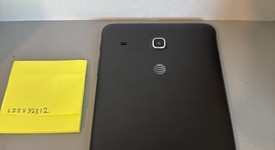 Good
													Samsung Galaxy Tab E 8.0 - AT&T, Black, 16 GB, SM-T377A, photo 3 of 3
