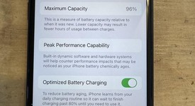 Fair
													Apple iPhone SE 3rd Gen 2022 - T-Mobile, Midnight, 64 GB, A2595, photo 4 of 11