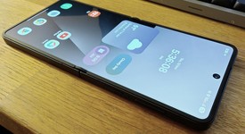 Mint
													Samsung Galaxy Z Flip7 - Unlocked, Jet Black, 512 GB, 12 GB, SM-F766U1, photo 5 of 14