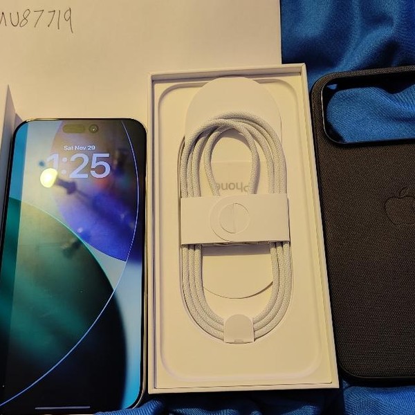 Apple iPhone 17 Pro Max - Unlocked, 256 GB, Silver, A3257