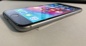 Mint
													Apple iPhone 6S - Sprint, Grey, 32 GB, A1688, photo 4 of 7