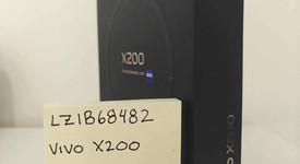 New
													Vivo X200 Pro - Unlocked Non-US, Black, 512 GB, 16 GB, photo 3 of 5