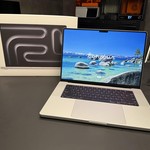 Mint MacBook Pro 2024 - 16 inch - 4 TB, Silver, 64 GB, Apple M4 Max 16-core