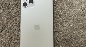 Fair
													Apple iPhone 11 Pro Max - Unlocked, Silver, 64 GB, A2161, photo 2 of 7