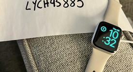 Mint
													Apple Watch SE 2nd Gen 40mm - Silver, A2722 - GPS, Aluminum, photo 1 of 9