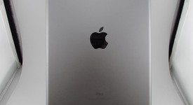 Fair
													Apple iPad 5th Gen - Wi-Fi, Silver, 32 GB, A1822, photo 2 of 5