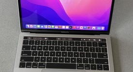 Fair
													MacBook Pro 2016 (With Touch Bar) - 13" - Gray, 512 GB, 16 GB, photo 1 of 18