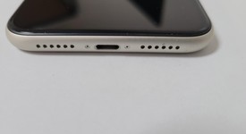 Good
													Apple iPhone 11 - Unlocked, White, 256 GB, A2111, photo 4 of 7