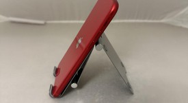 Good
													Apple iPhone SE 2nd Gen 2020 - Unlocked, Red, 128 GB, A2275, photo 4 of 6