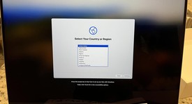 Mint
													MacBook Pro Late 2023 (M3) - 16" - Apple M3 Max 16-core, Silver, 1 TB, 64 GB, 40-core GPU, photo 3 of 9