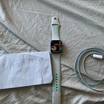 Fair Apple Watch Series 8 45mm - Silver, A2771 - GPS, Aluminum