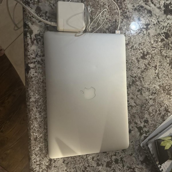 MacBook Pro 2015 (Retina) - 15 inch - 1 TB, Silver, 16 GB